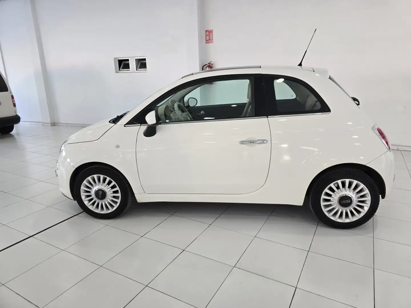 Fiat 500 1.2 Lounge Blanco - 2