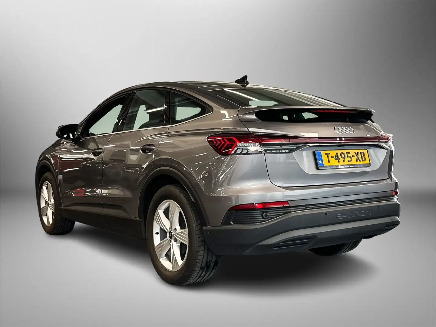Audi Q4 e-tron Sportback 40 204pk edition 77 kWh Automatische Air Gris - 2