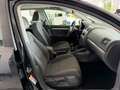 Volkswagen Golf V 1.9 TDI D-PF Comfortline Schwarz - thumbnail 13