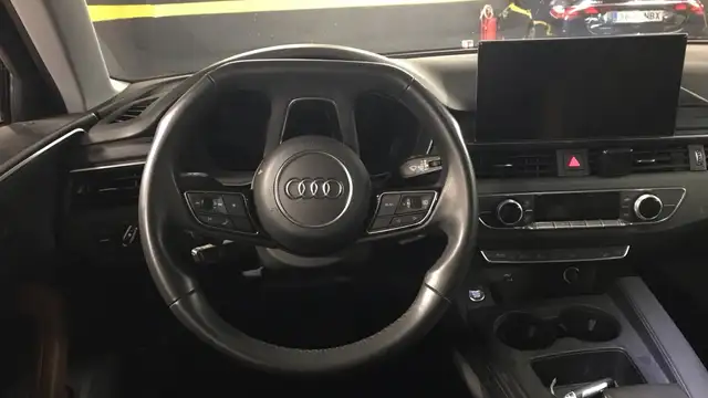 Audi A4 Allroad view 9