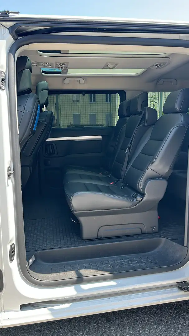 Peugeot e-Traveller Allure Paket, L3, 75 Akku, Mwst ausweisbar Weiß - 2