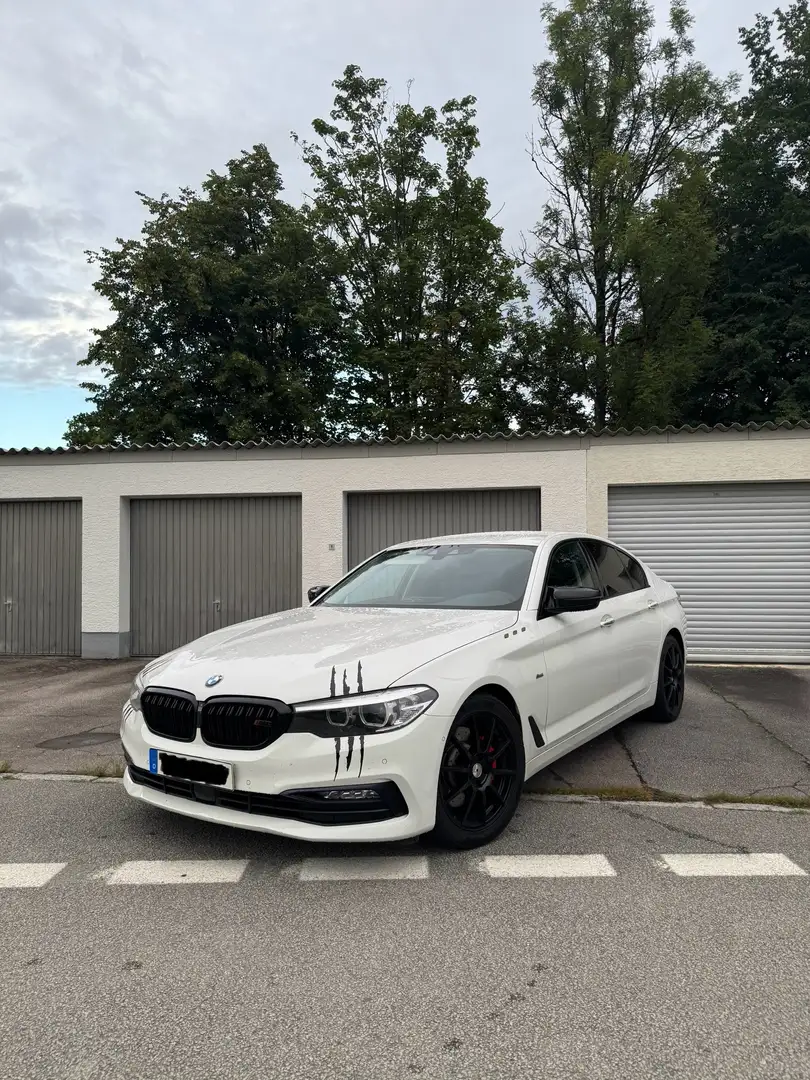 BMW 530 5er Diesel 530d Aut. Sport Line bijela - 1