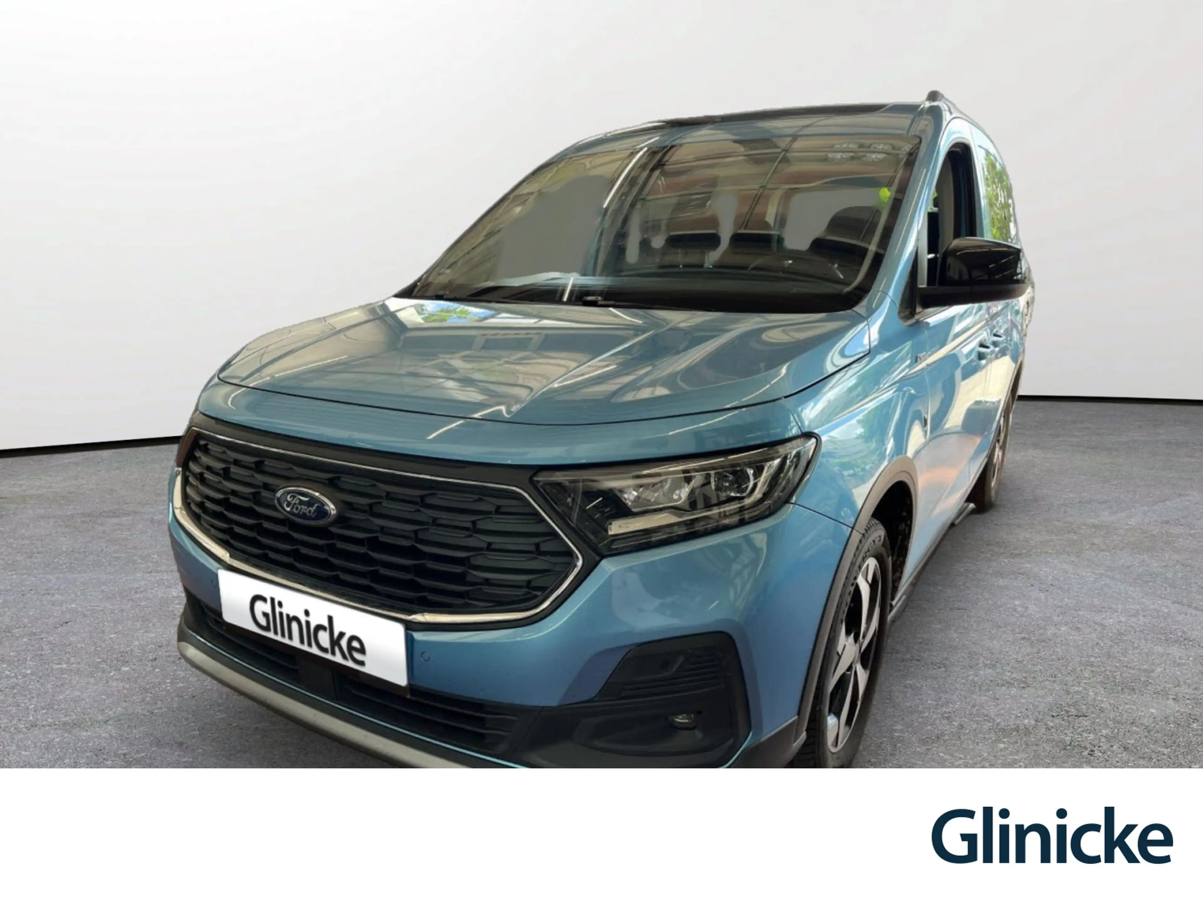 Ford Tourneo Connect 1.5 EcoBoost Pano AHK Vorbereitu