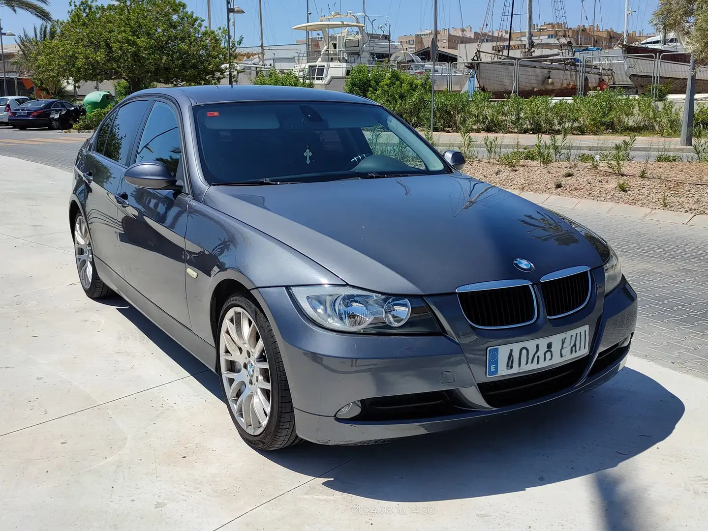 BMW 320 320d Gris - 2
