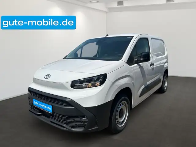 Toyota Proace City L1 verblecht 4-türig Meister 1,5 D-4D 74 KW (102