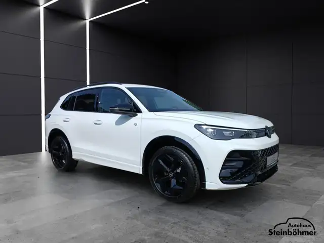Volkswagen Tiguan view 10