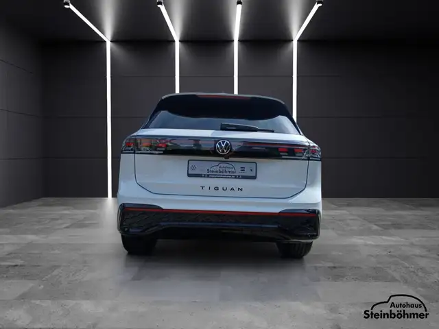 Volkswagen Tiguan view 5