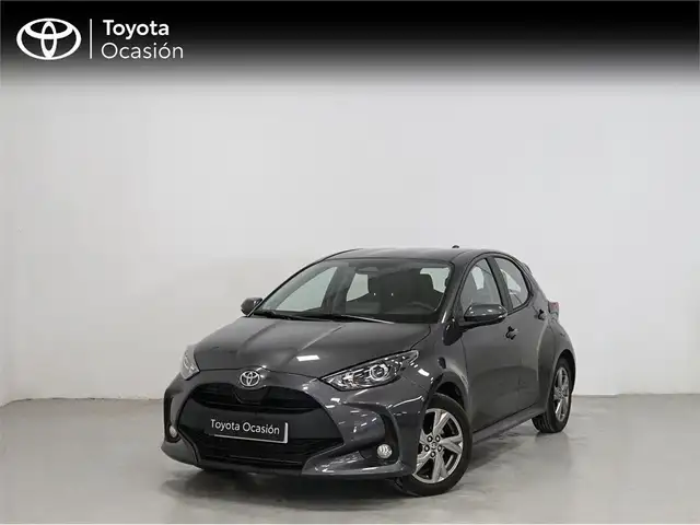 Toyota Yaris ACTIVE PLUS