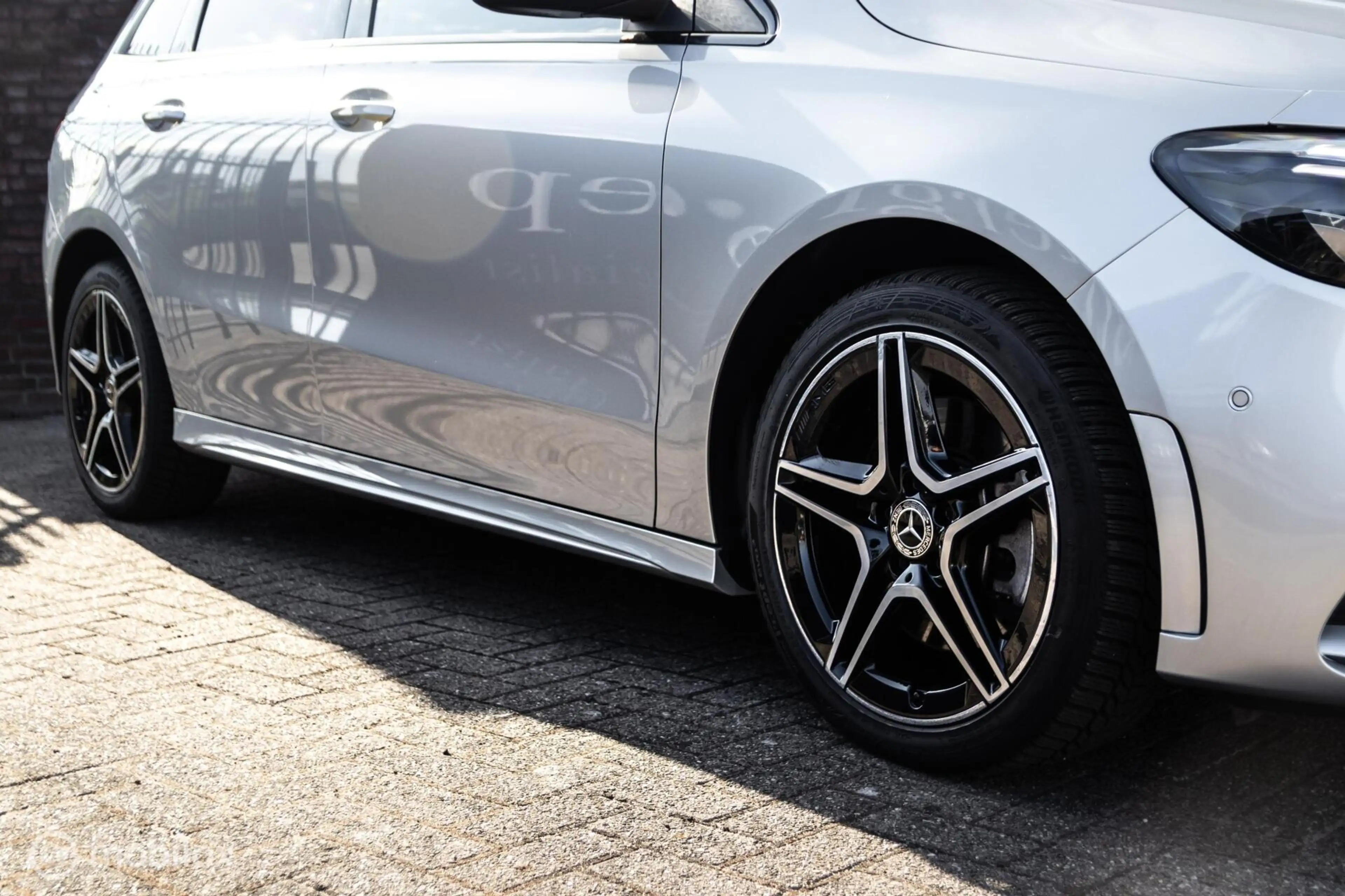 Mercedes-Benz B 250 e Business Solution AMG Limited — photo 7
