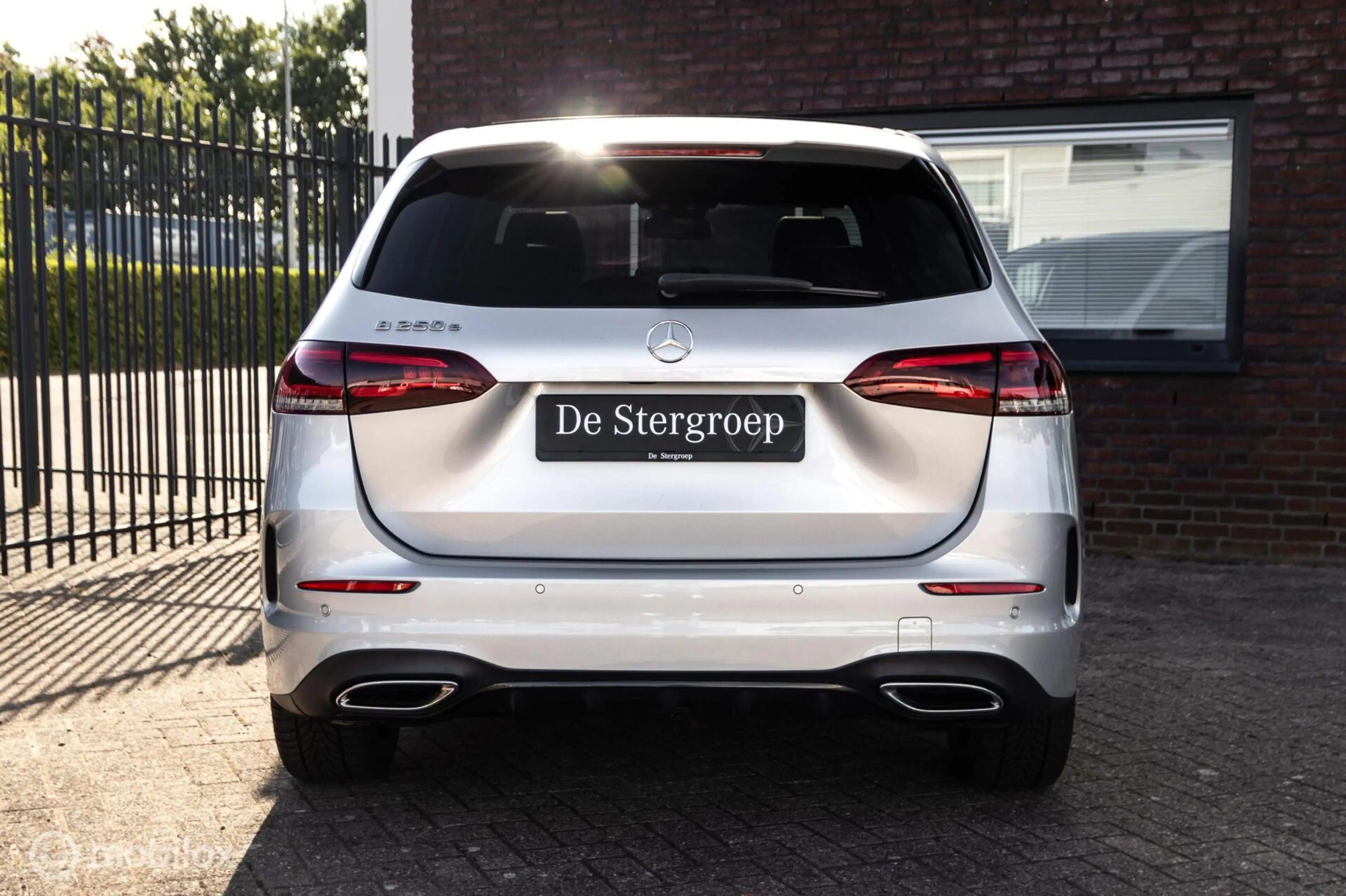 Mercedes-Benz B 250 e Business Solution AMG Limited — photo 12