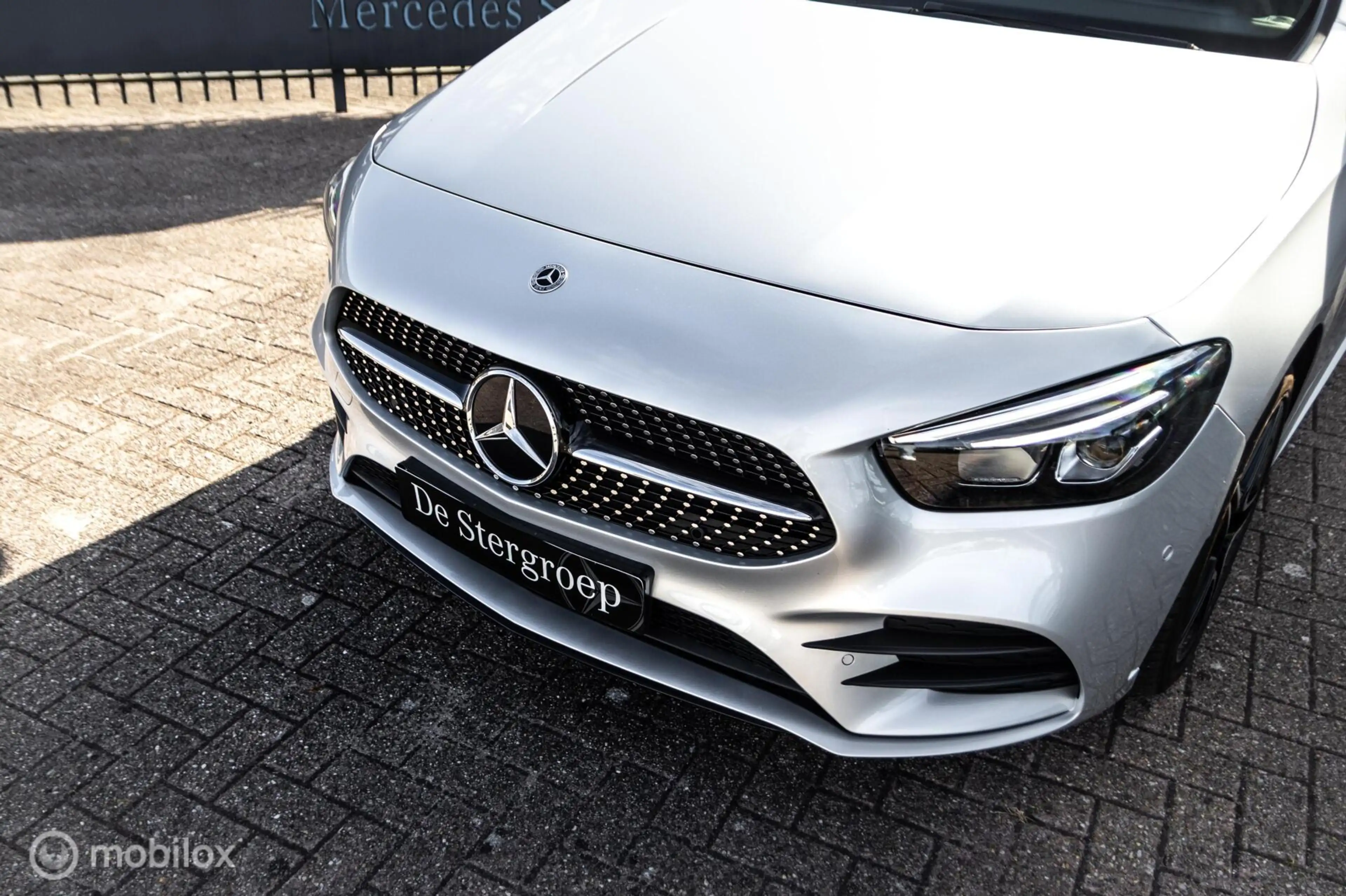 Mercedes-Benz B 250 e Business Solution AMG Limited — photo 5