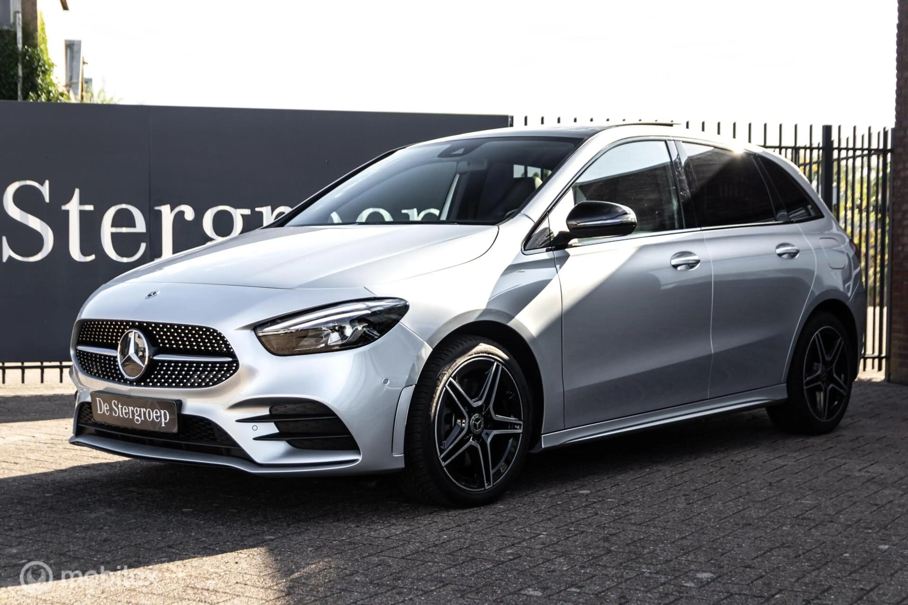 Mercedes-Benz B 250 e Business Solution AMG Limited