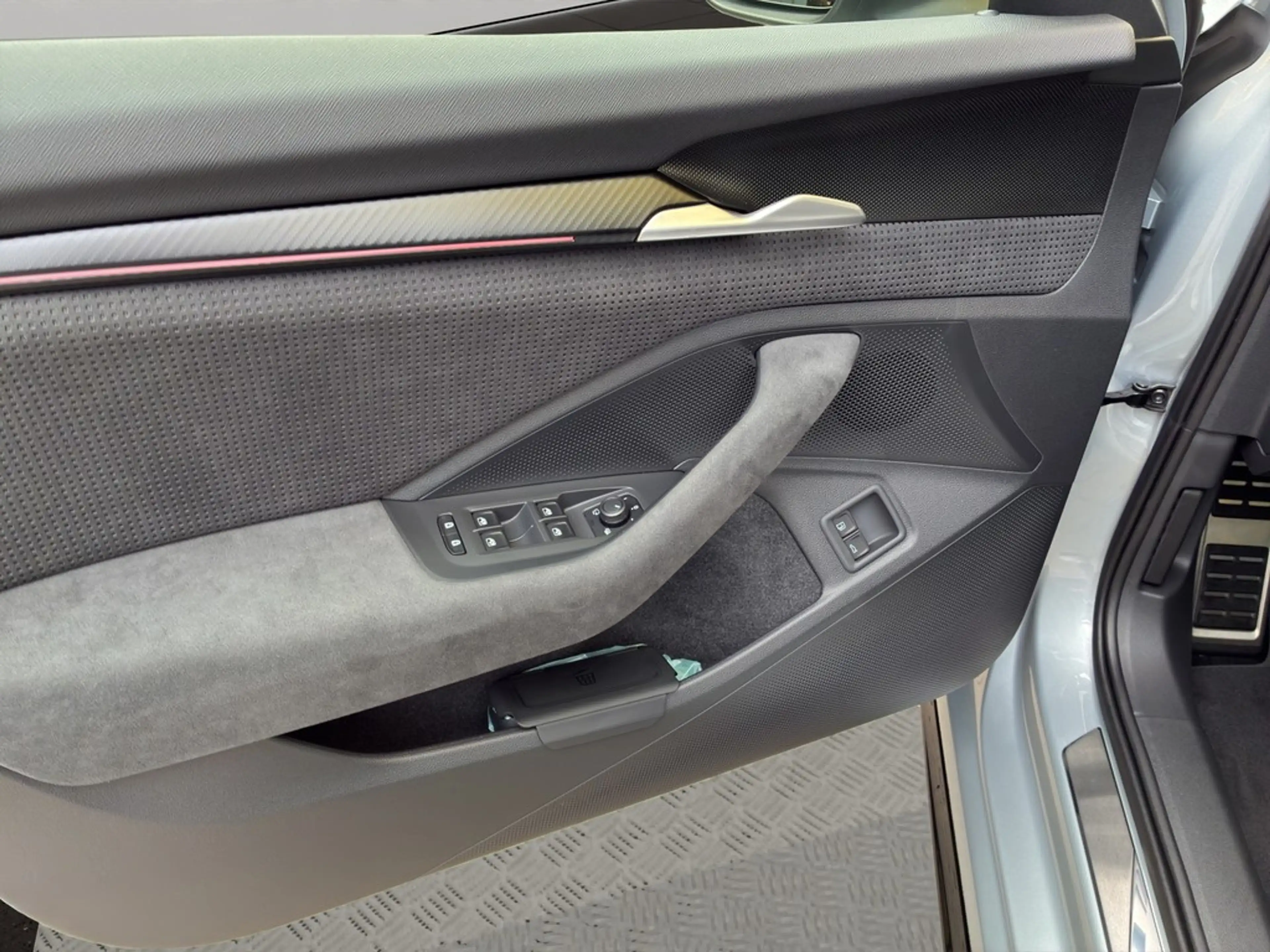 Skoda Superb Combi Sportline 1.5 TSI iV 150 kW 150 kW Sportline — photo 10
