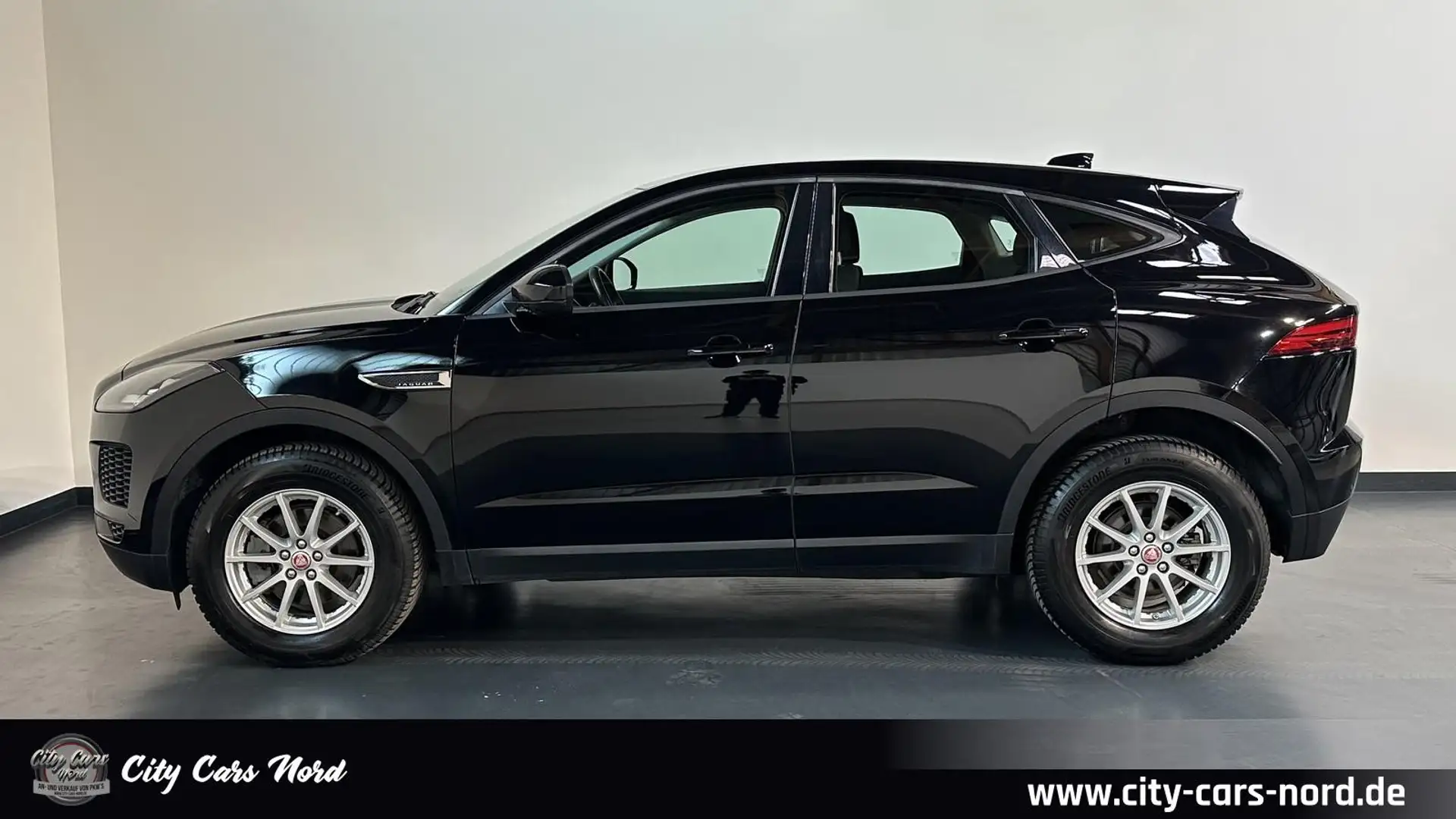 Jaguar E-Pace E-PACE D150 KAMERA-SPUR-LED-CHROM Zwart - 2