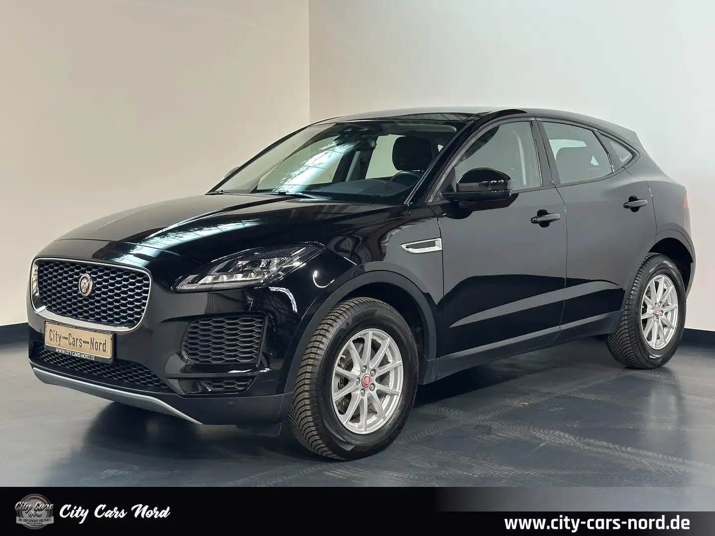 Jaguar E-Pace E-PACE D150 KAMERA-SPUR-LED-CHROM Zwart - 1