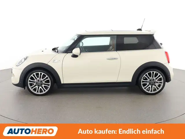 Mini Hatch view 3