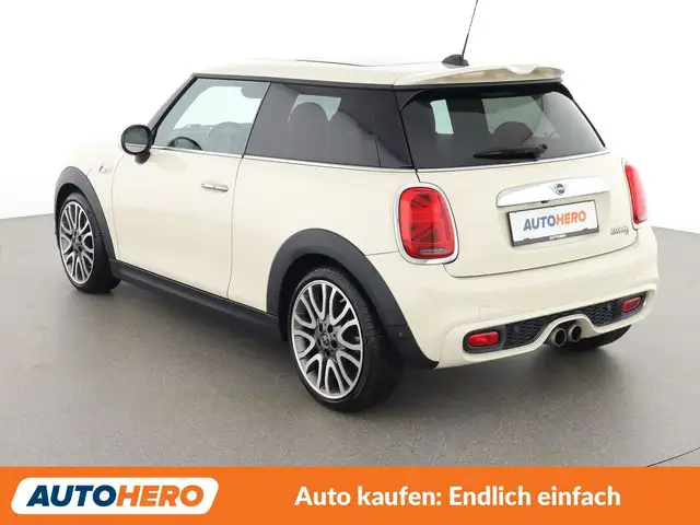 Mini Hatch view 4