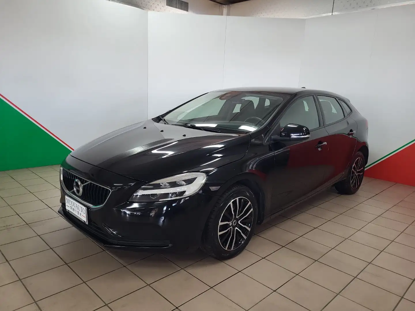 Volvo V40 D2 Business Plus Nero - 1