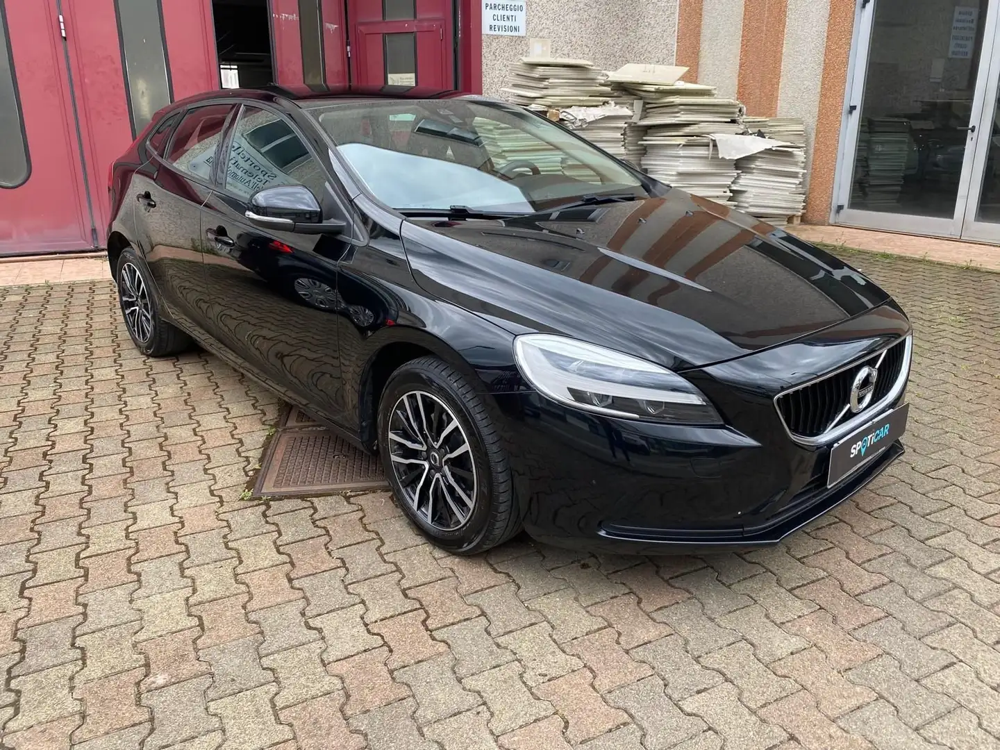 Volvo V40 D2 Business Plus Nero - 2