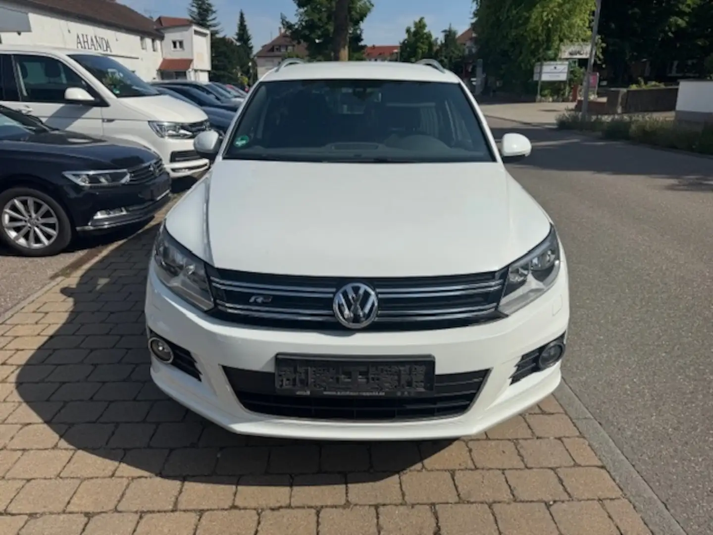 Volkswagen Tiguan 1.4 TSI Sport & Style BMT R-Line Wit - 2