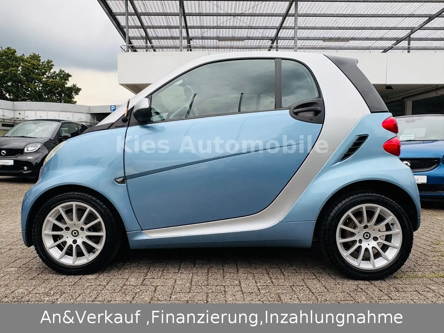smart forTwo Passion AUTOM/PANO/TEMPOMAT/KLIMA/ Blau - 2