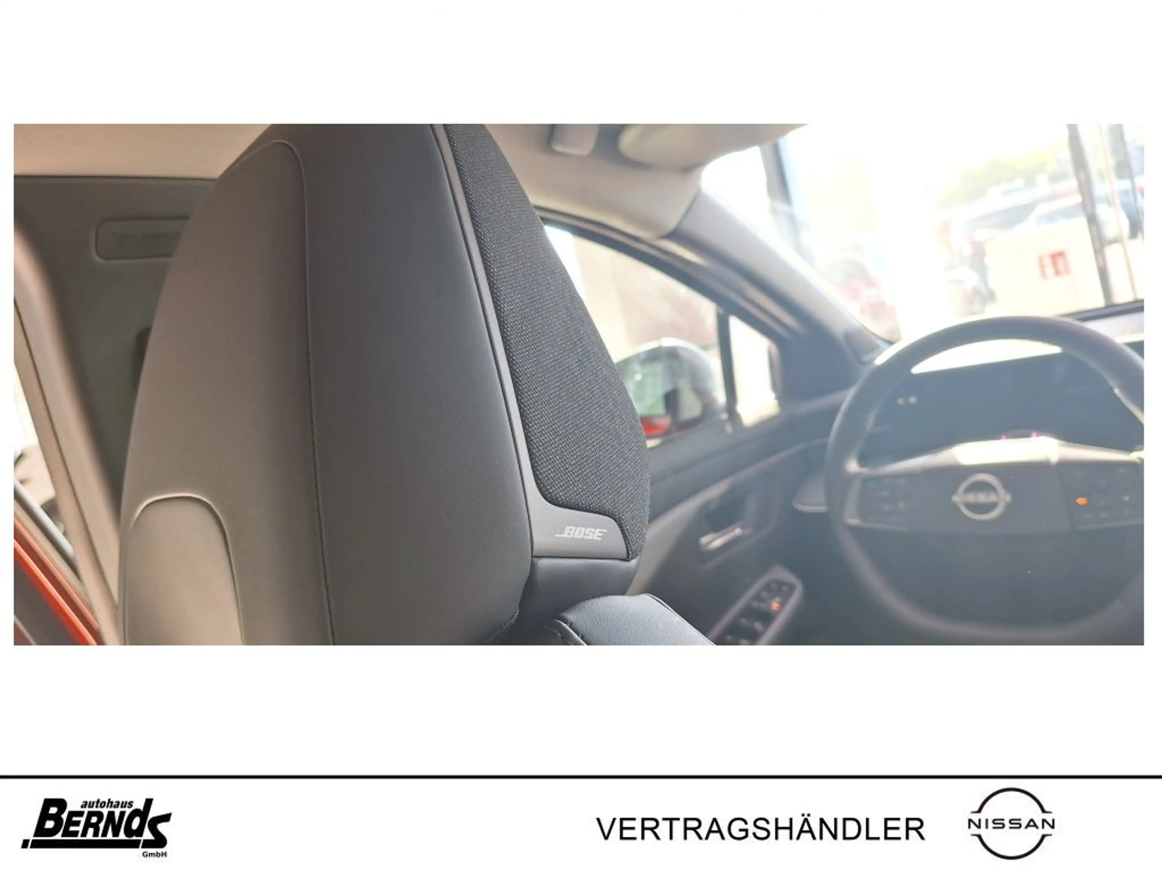 Nissan Leaf 75 kWh Evolve GLASDACH BOSE WINTER HEAD-UP — photo 12