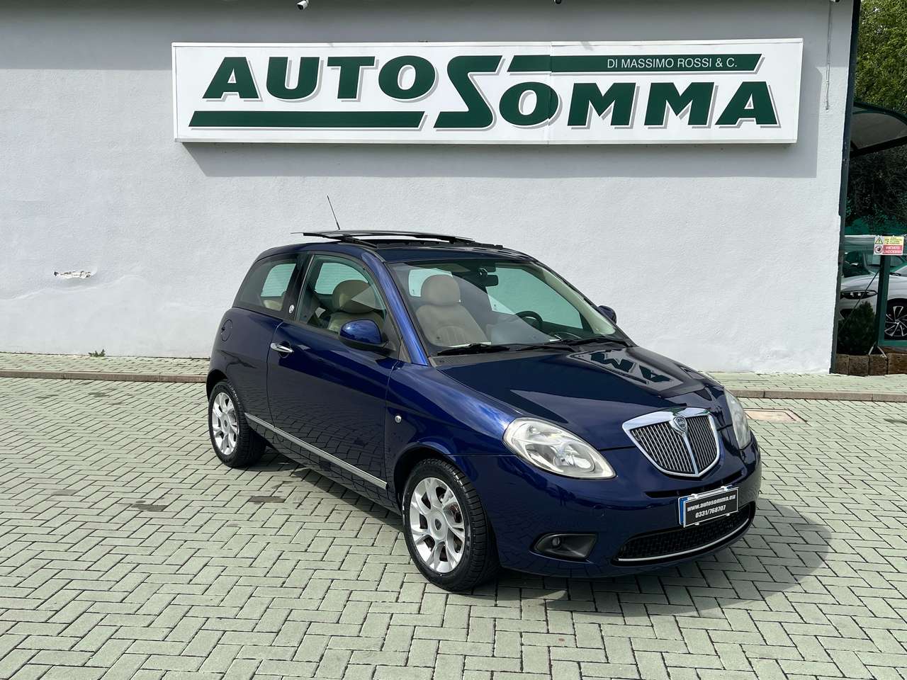 Lancia Ypsilon 1.4 8v Oro ecochic Gpl  4 GOMME MULTI STAGIONELI NUOVE! TETTO PANORAMICO APRIBILE - TENUTA BENISSIMO! OK per NEOPATENTATI
