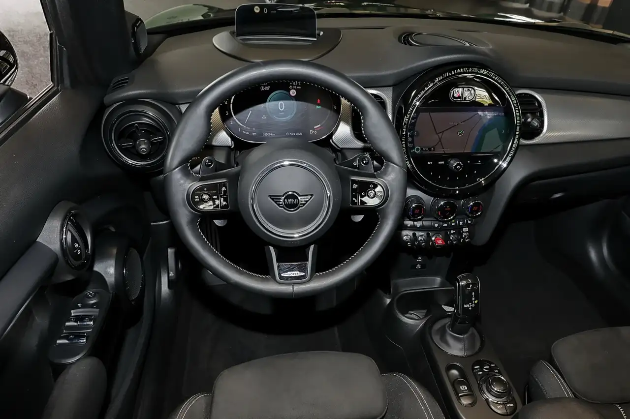 MINI John Cooper Works Cabrio Trim 5
