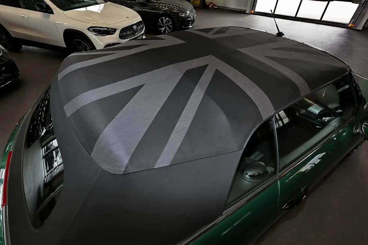 MINI John Cooper Works Cabrio Trim 14