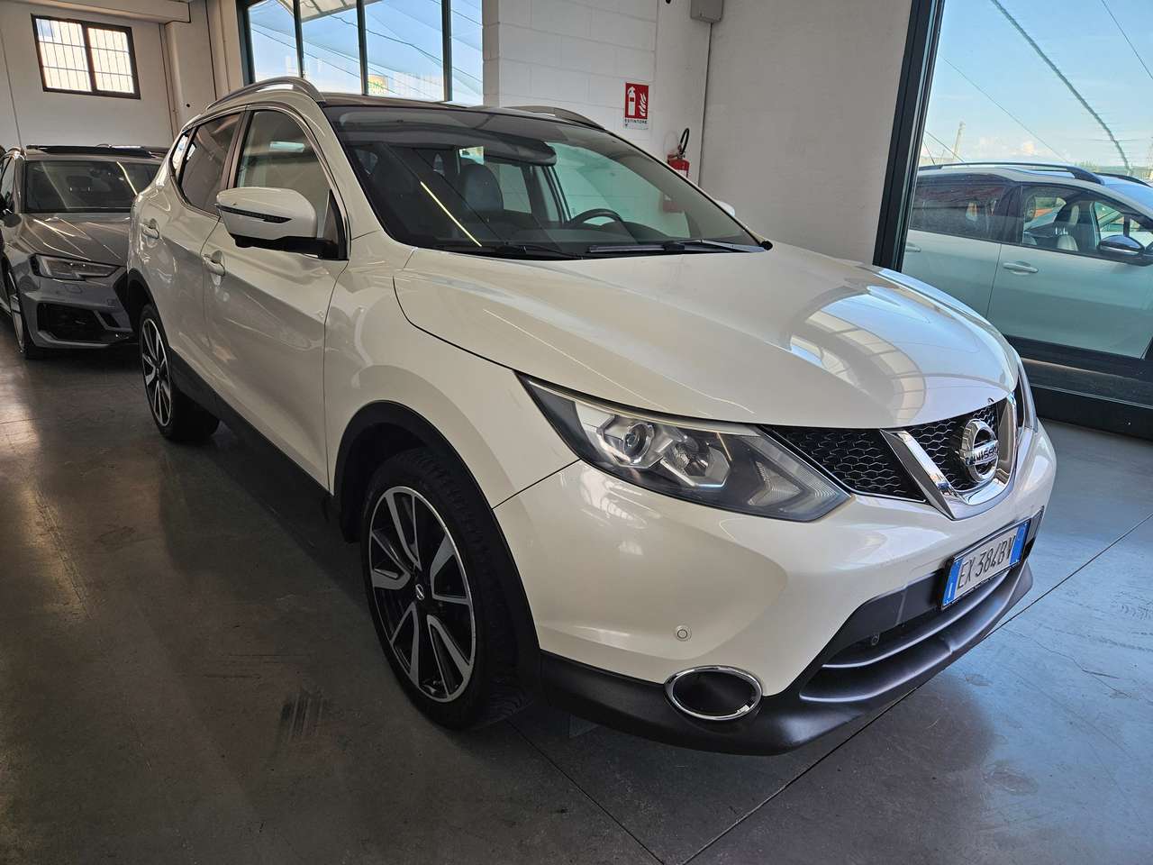 Nissan Qashqai Qashqai II 2014 1.6 dci Tekna 2wd 130cv xtronic