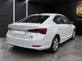 Skoda Octavia 1.0 TSI 81kW(110CV) DSG mHEV Ambition Blanco - thumbnail 3