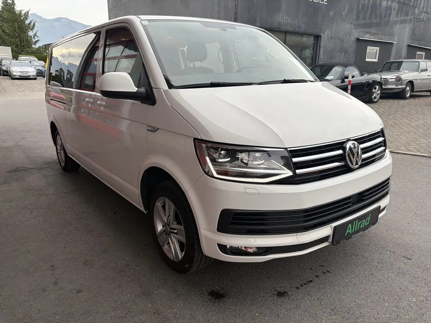 Volkswagen T6 Multivan Multivan lang 4Motion Comfortline Weiß - 1