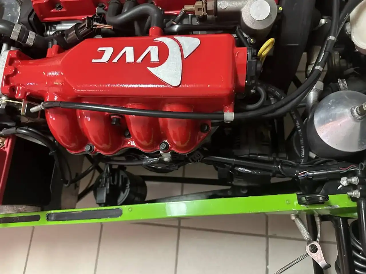 Caterham VVC 1.8i, foto 9