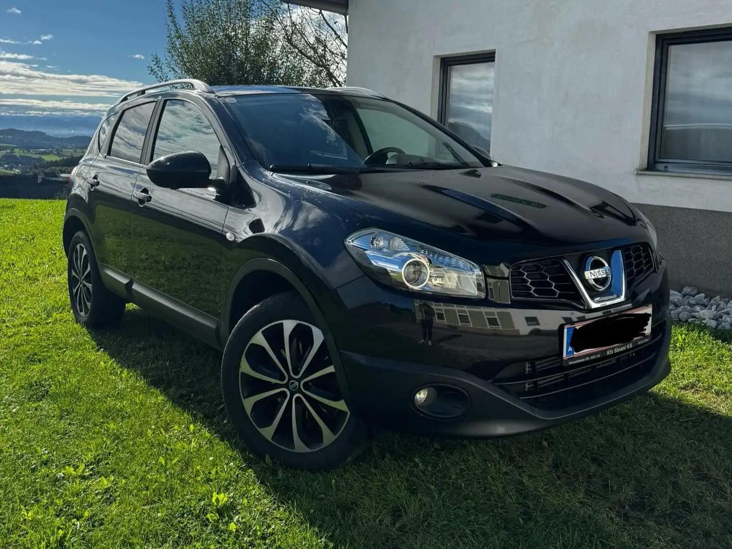 Nissan Qashqai Qashqai 1,6 dCi 360 Start/Stop 4WD 360 Start/Stop Schwarz - 1
