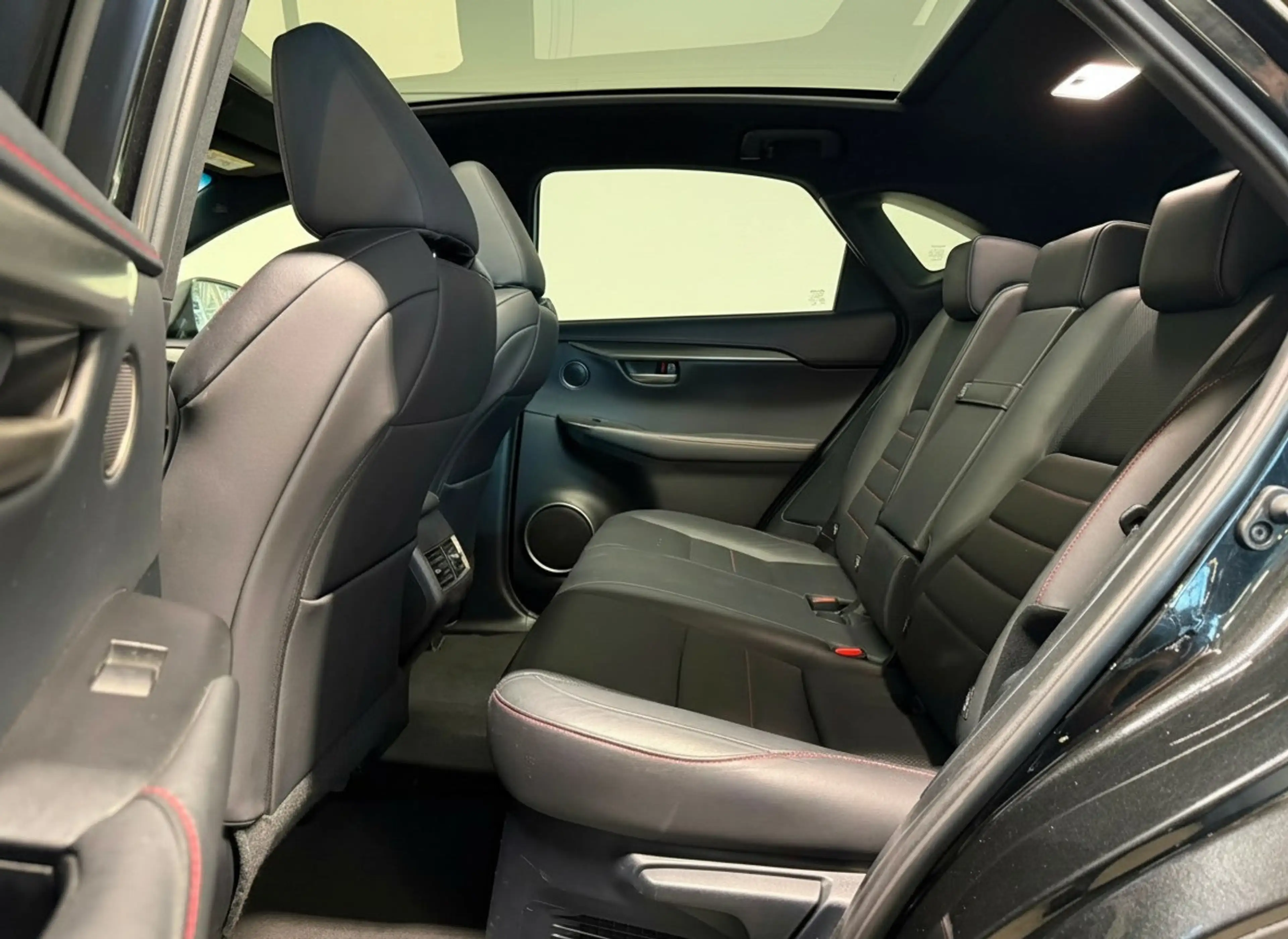 Lexus NX 300h AWD F Sport Line | Mark-Levinson | Panoramadak | S — photo 8