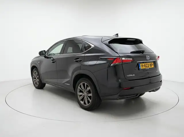 Lexus NX view 2