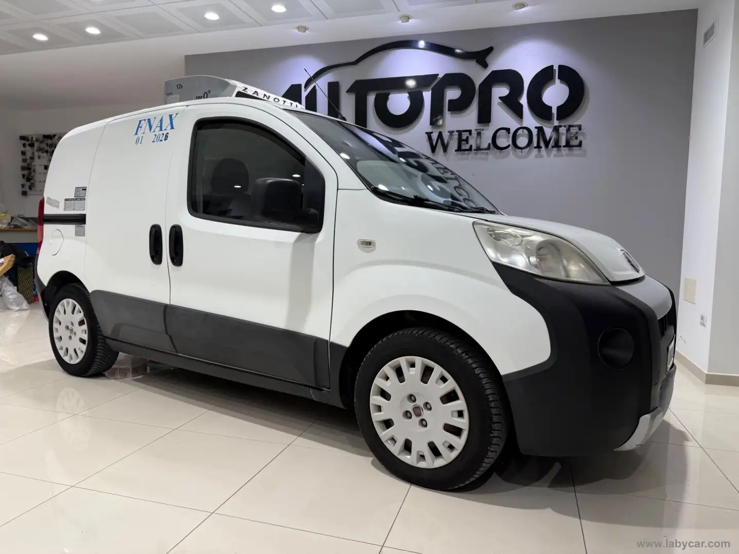 Fiat Fiorino 1.3 MJT 75CV Furg. SX Traction + FRIGORIFERO Blanco - 2