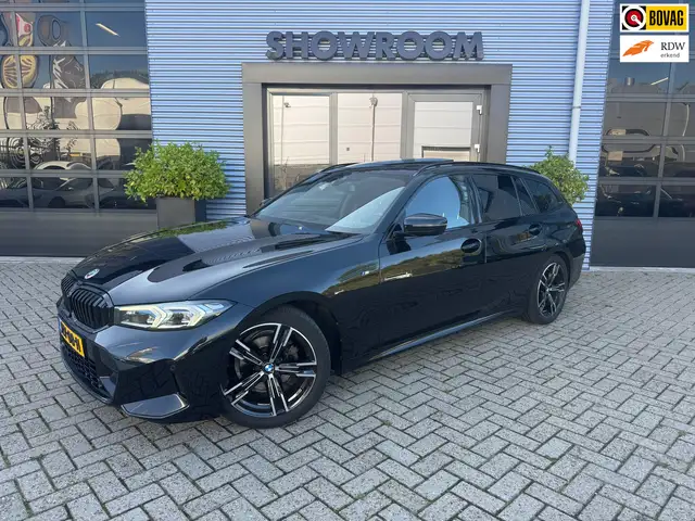 BMW 318 3-serie Touring 318i M-Pakket|AUTOMAAT|PANO|HARMAN