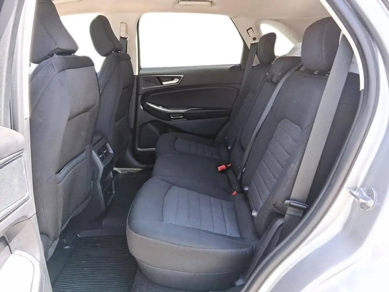 Ford Edge снимка Ford Edge