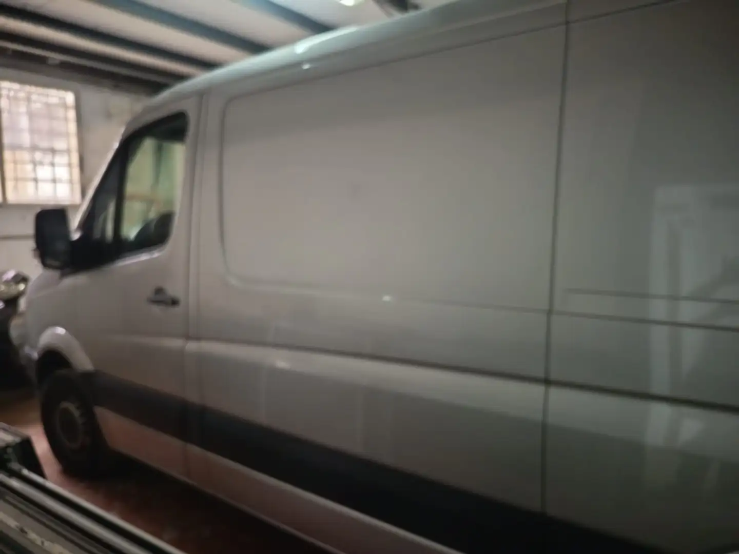 Volkswagen Crafter PRO Chasis DCb. BMT 35 BL 109 Gris - 2
