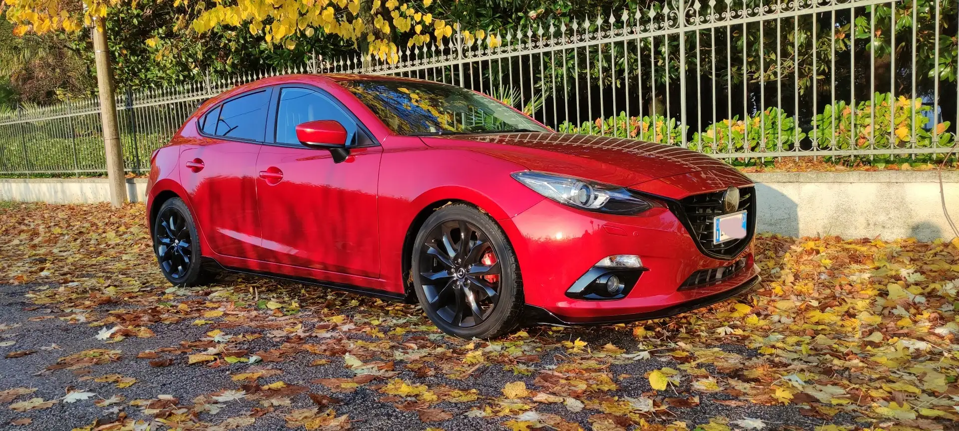 Mazda 3 5p 2.2d Exceed 150cv Rosso - 1
