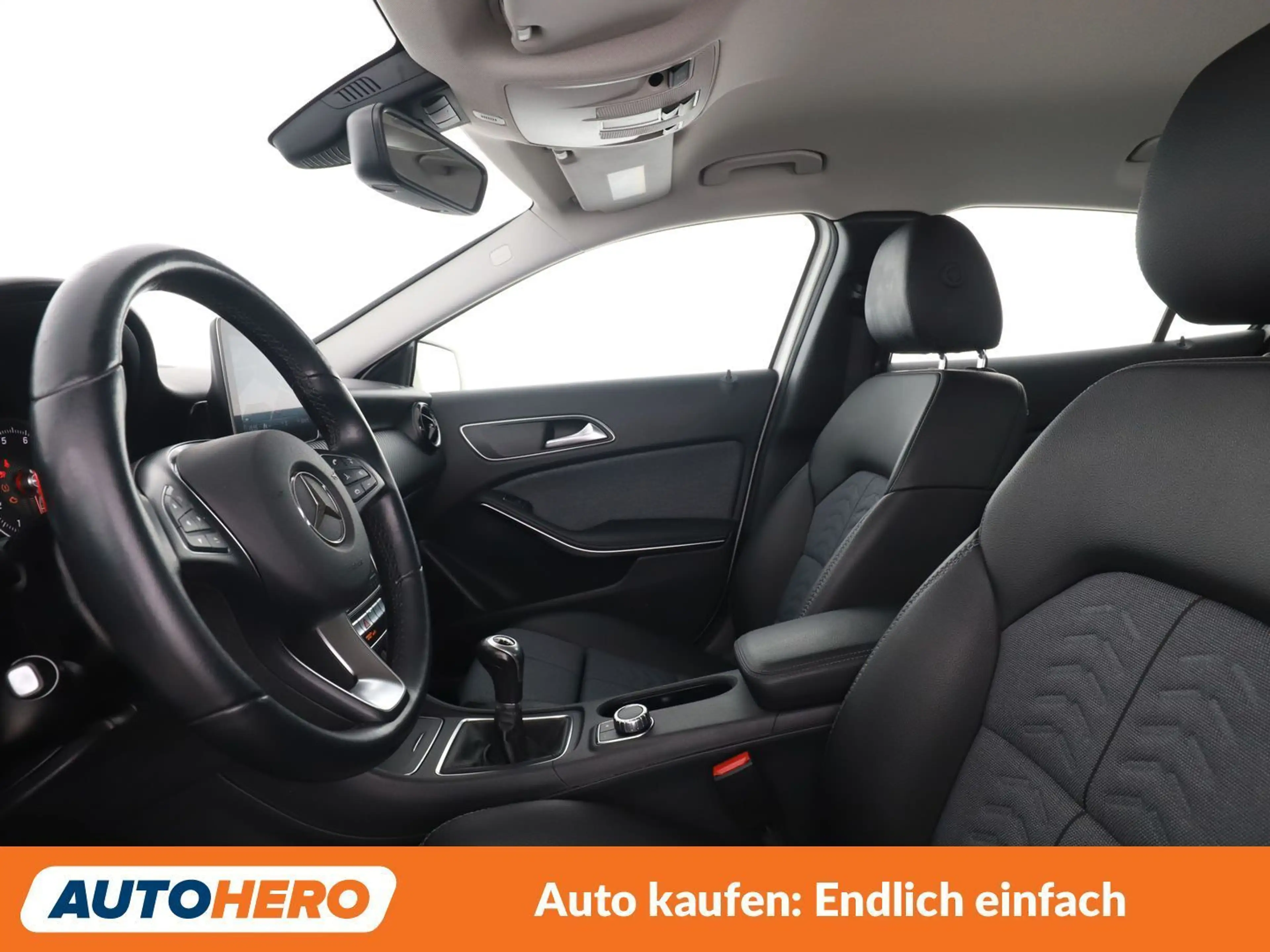Mercedes-Benz GLA 180 GLA 180 Style — photo 10