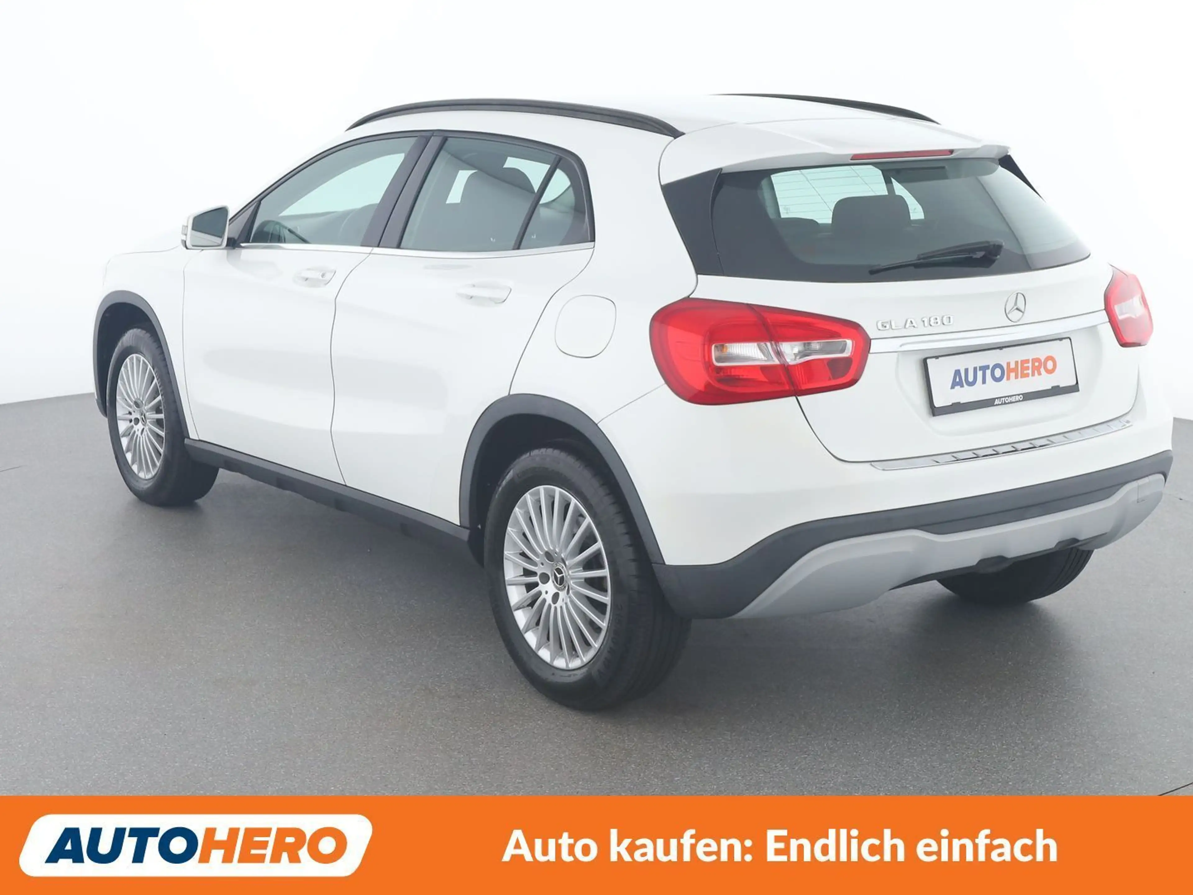 Mercedes-Benz GLA 180 GLA 180 Style — photo 4