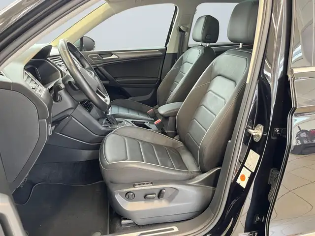 Volkswagen Tiguan Allspace view 7