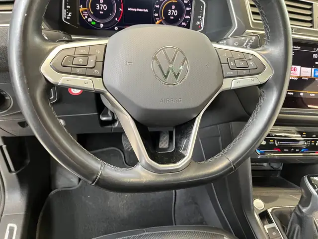 Volkswagen Tiguan Allspace view 24