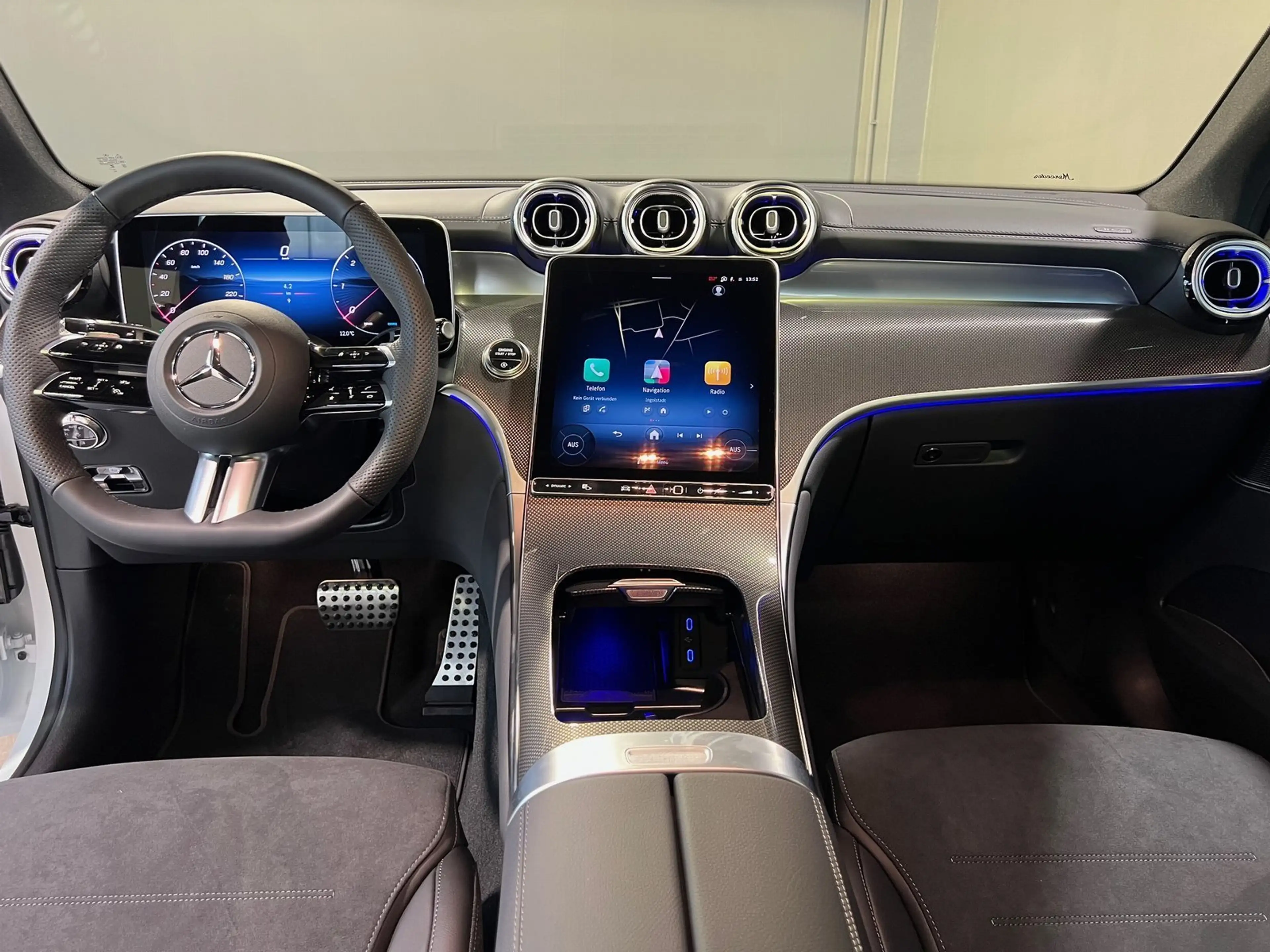Mercedes-Benz GLC 220 d 4M Cp Edit AMG Night Pano/AHK/Sound/20 — photo 5