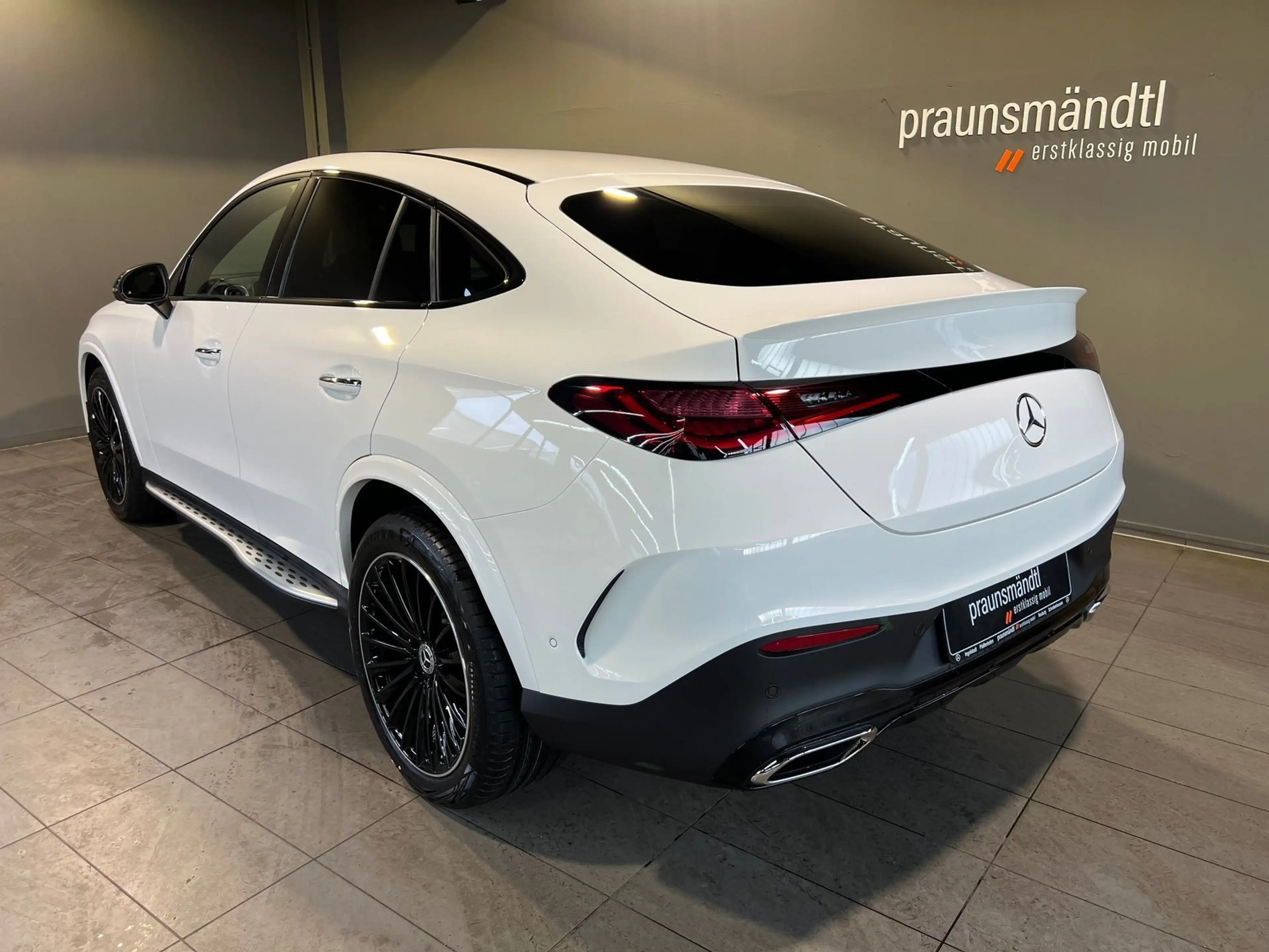 Mercedes-Benz GLC 220 d 4M Cp Edit AMG Night Pano/AHK/Sound/20 — photo 2