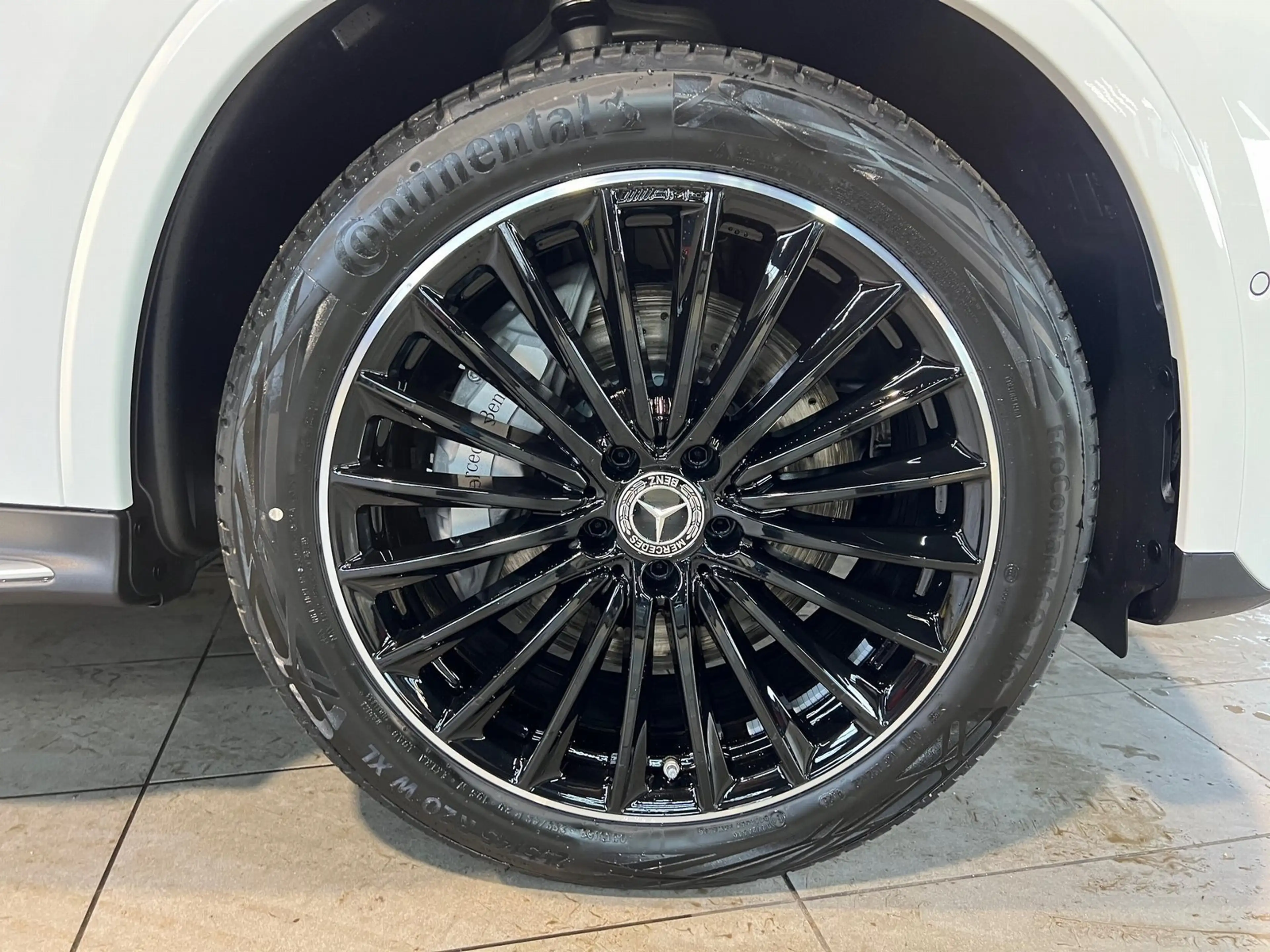 Mercedes-Benz GLC 220 d 4M Cp Edit AMG Night Pano/AHK/Sound/20 — photo 4