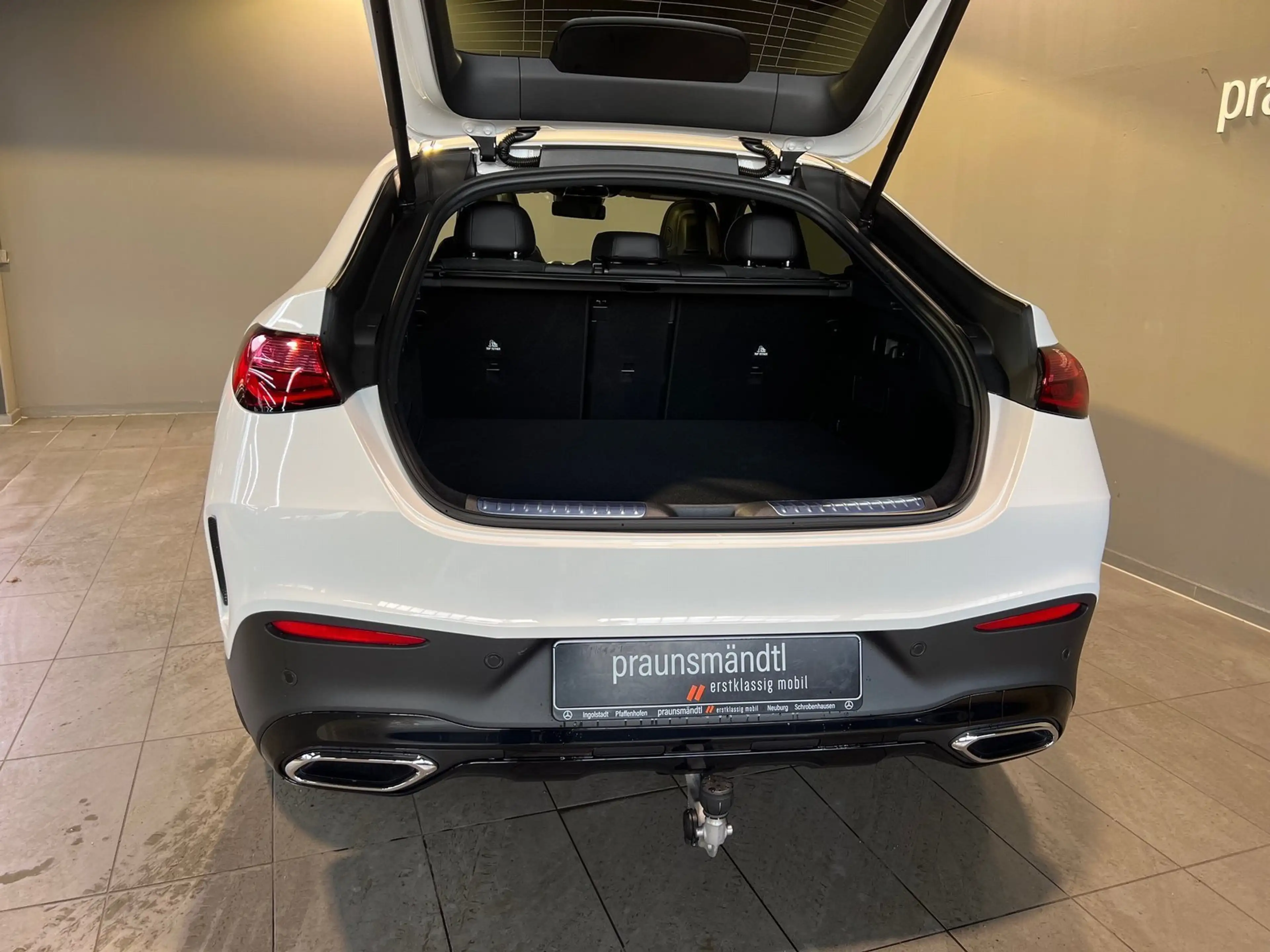 Mercedes-Benz GLC 220 d 4M Cp Edit AMG Night Pano/AHK/Sound/20 — photo 3
