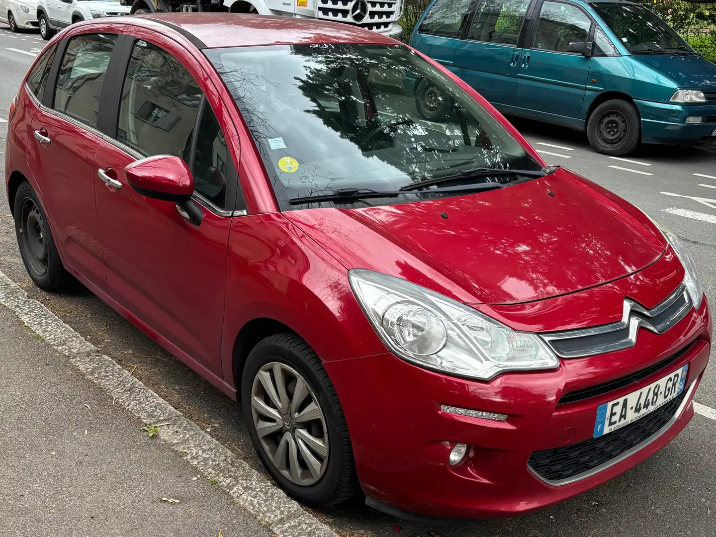 Citroen C3 C3 HDi 70 Sélection Rouge - 1